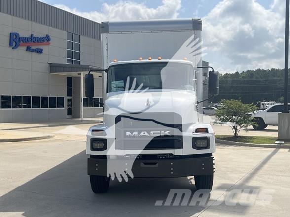 Mack MD6 Statyba - Kita