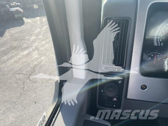 Mack MD6 Važiuoklė su kabina