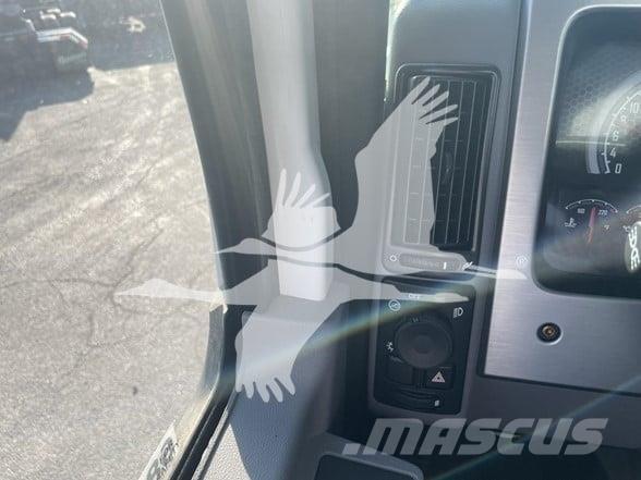 Mack MD6 Važiuoklė su kabina