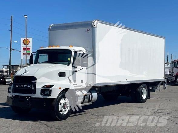 Mack MD6 Statyba - Kita