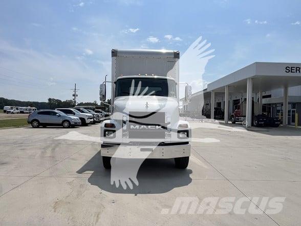 Mack MD6 Statyba - Kita