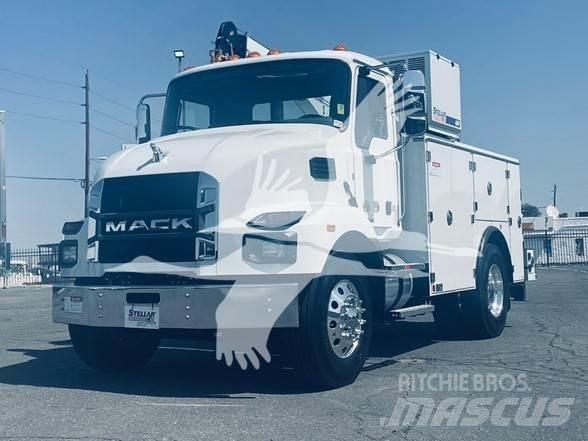 Mack MD7 Statyba - Kita
