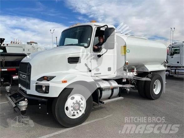 Mack MD7 Automobilinės cisternos