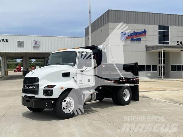 Mack MD7 Savivarčių priekabų vilkikai