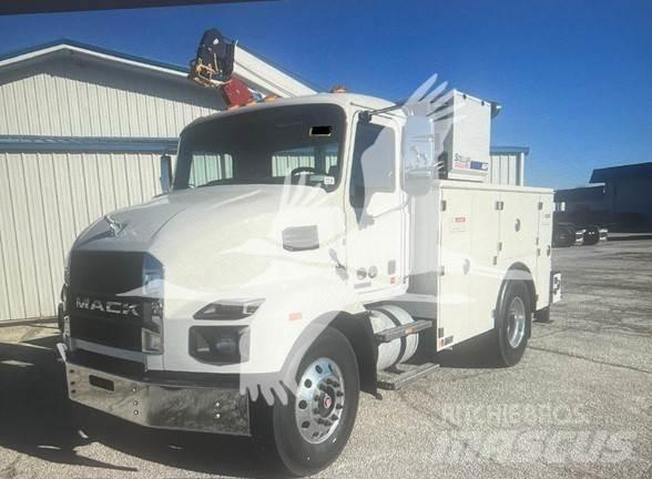 Mack MD7 Statyba - Kita