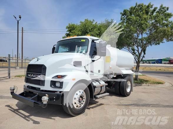 Mack MD7 Automobilinės cisternos