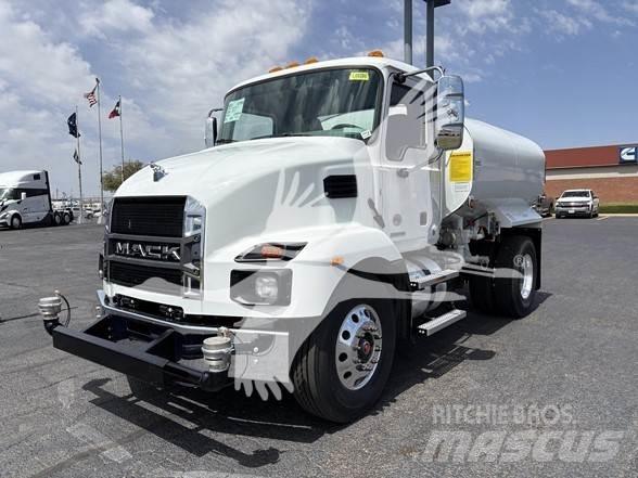 Mack MD7 Automobilinės cisternos