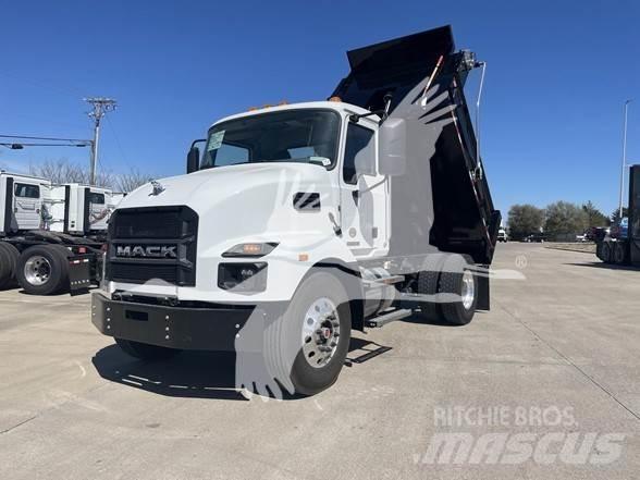 Mack MD7 Savivarčių priekabų vilkikai