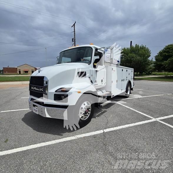 Mack MD7 Statyba - Kita