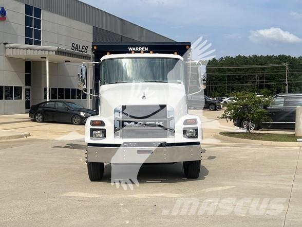 Mack MD7 Savivarčių priekabų vilkikai