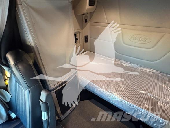 Peterbilt 567 Naudoti vilkikai