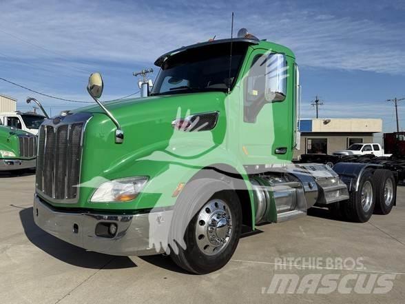 Peterbilt 579 Naudoti vilkikai