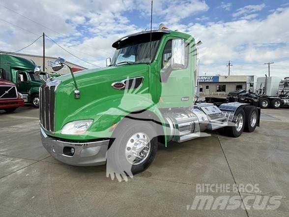 Peterbilt 579 Naudoti vilkikai