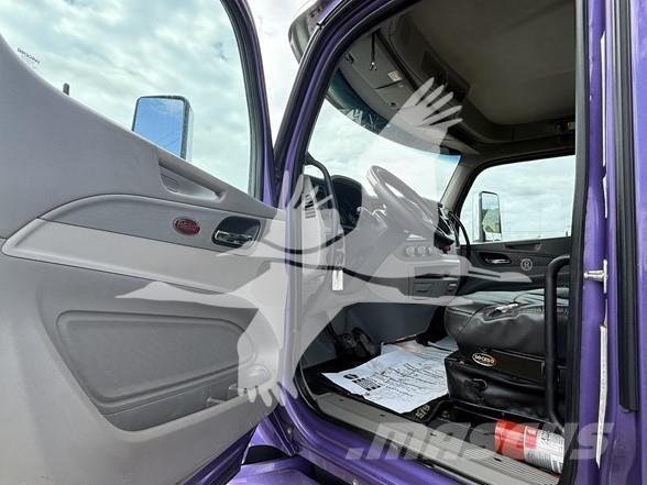 Peterbilt 579 Naudoti vilkikai