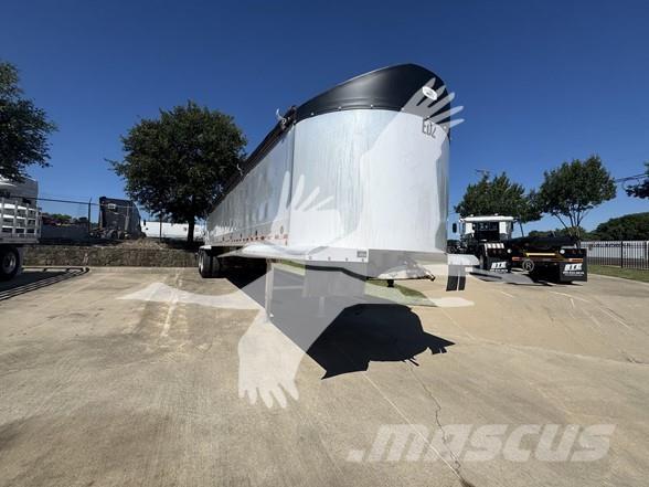 Vantage S85SS Savivartės priekabos