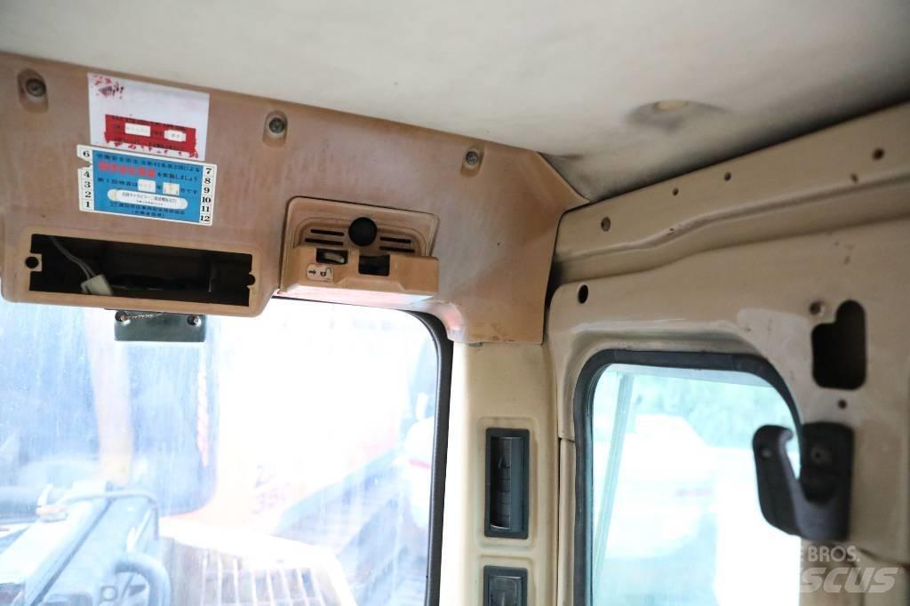 CAT 320BU Vikšriniai ekskavatoriai