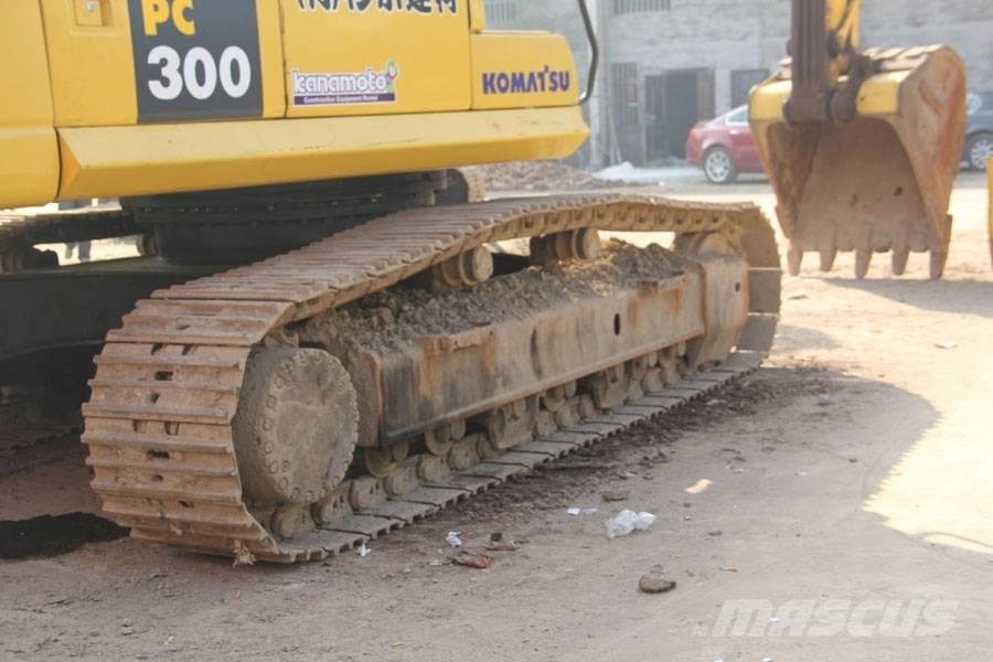 Komatsu PC 300-7 Vikšriniai ekskavatoriai