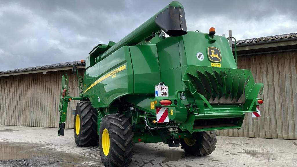 John Deere T 560 Derliaus nuėmimo kombainai