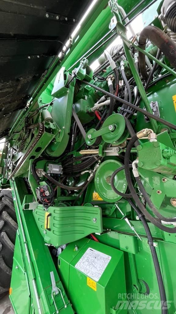 John Deere T 560 Derliaus nuėmimo kombainai