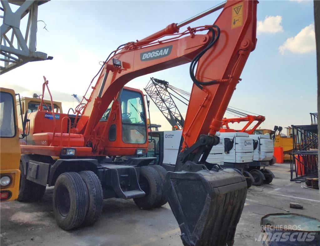 Doosan DH150W Ratiniai ekskavatoriai