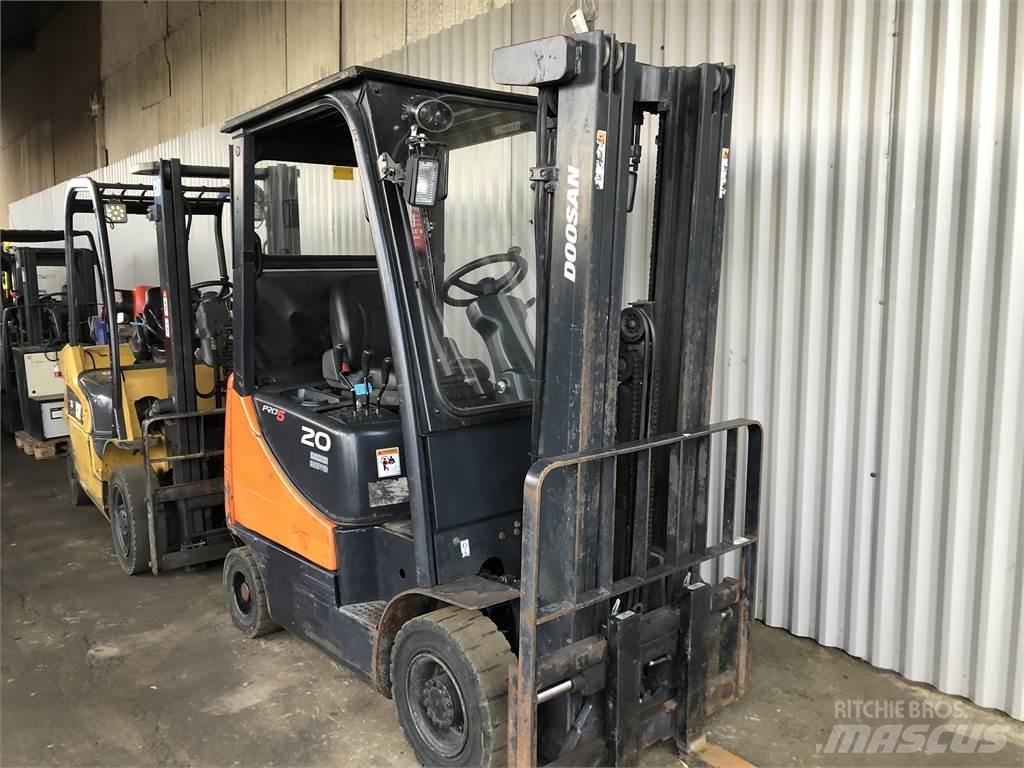 Doosan G20 SC-5 LPG (dujiniai) krautuvai