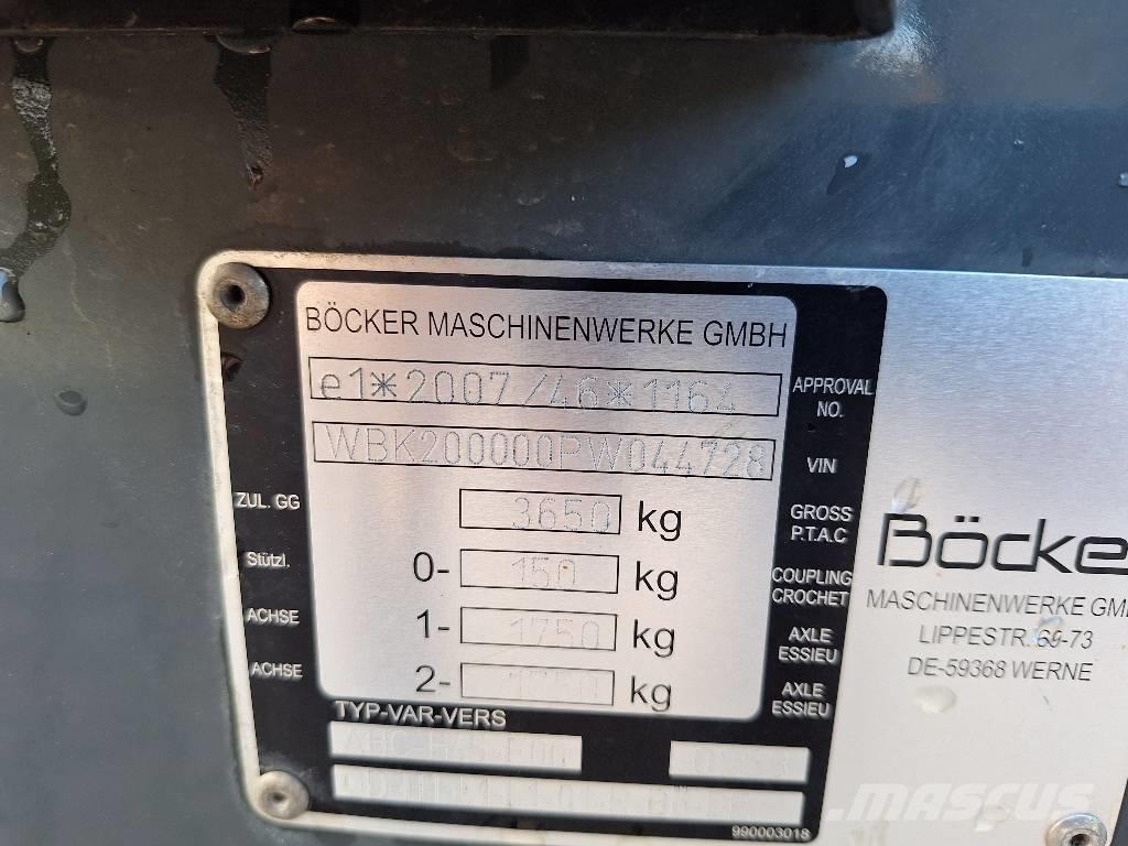 Böcker AHK 36/2400 Kiti kranai