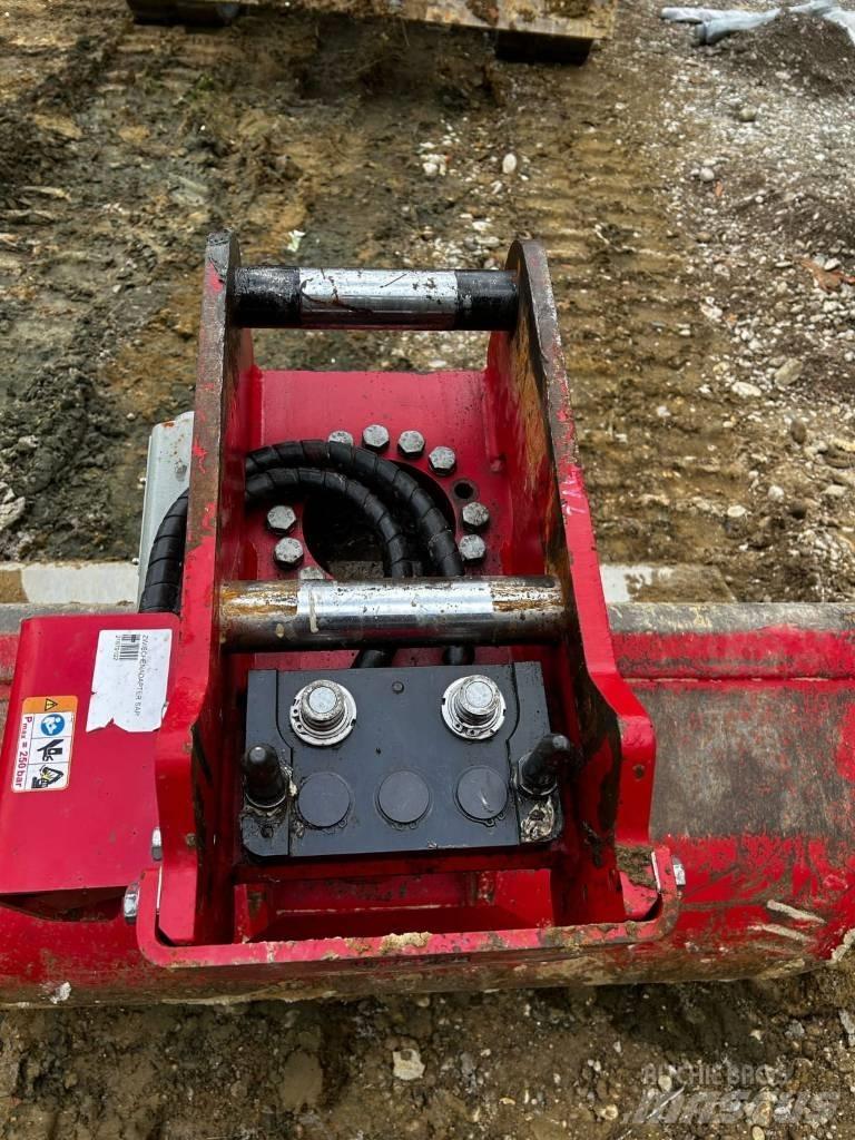 Takeuchi TB 290 Vidutinės galios ekskavatoriai 7-12 t