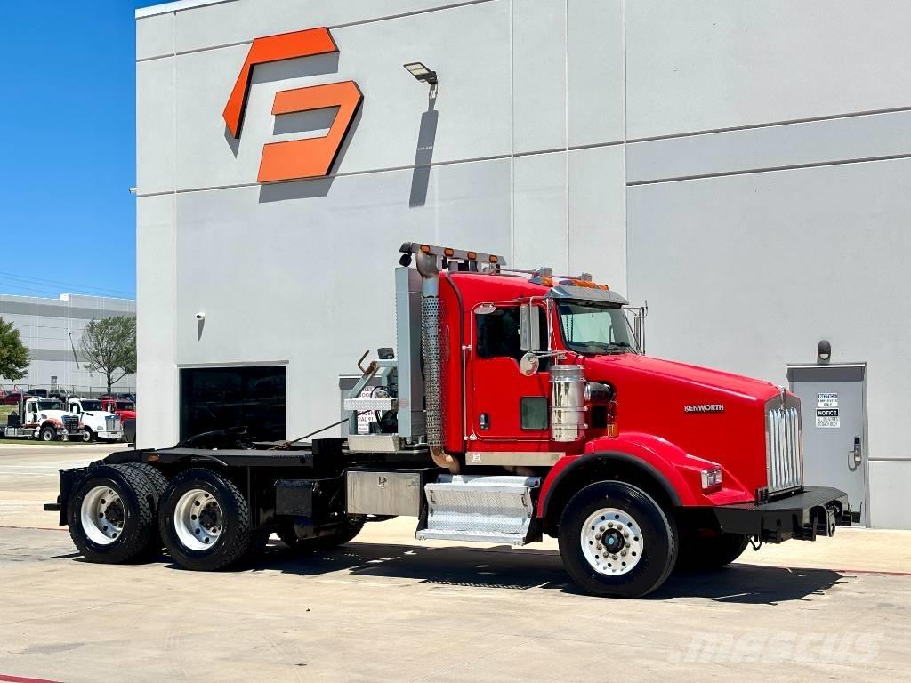Kenworth T 800 Pagalbos kelyje automobiliai