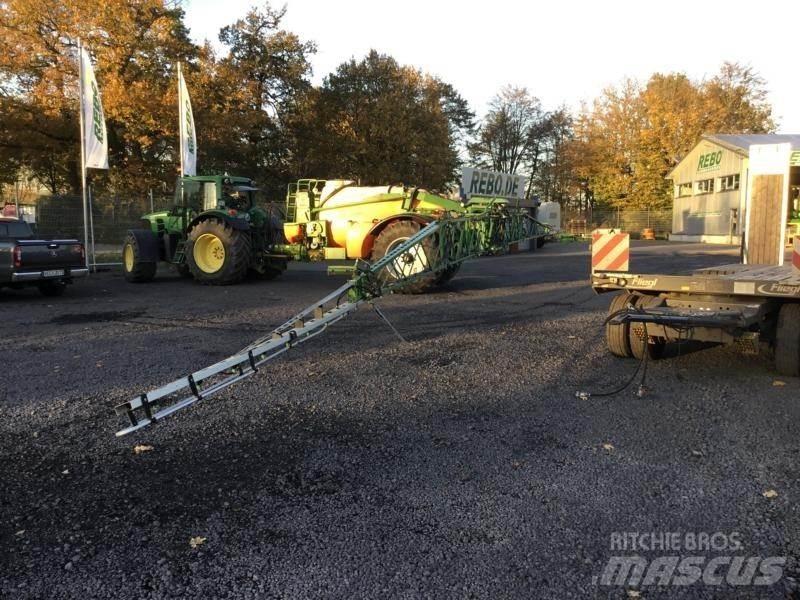 Amazone UX 4200 Prikabinami purkštuvai