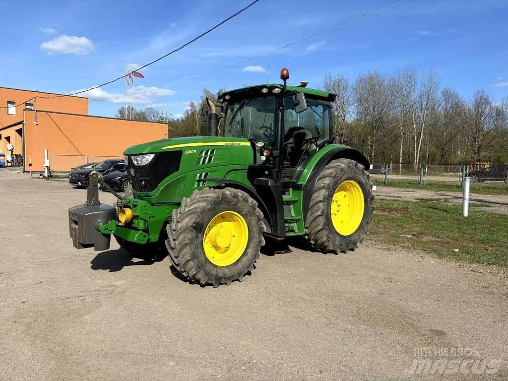John Deere 6150R Traktoriai