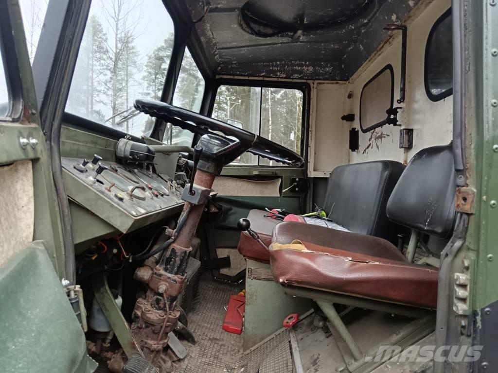 Sisu Proto A-45 Priekabos su tentu