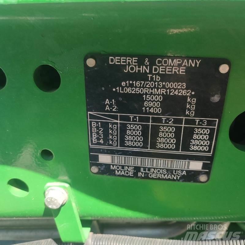 John Deere 6250R Traktoriai