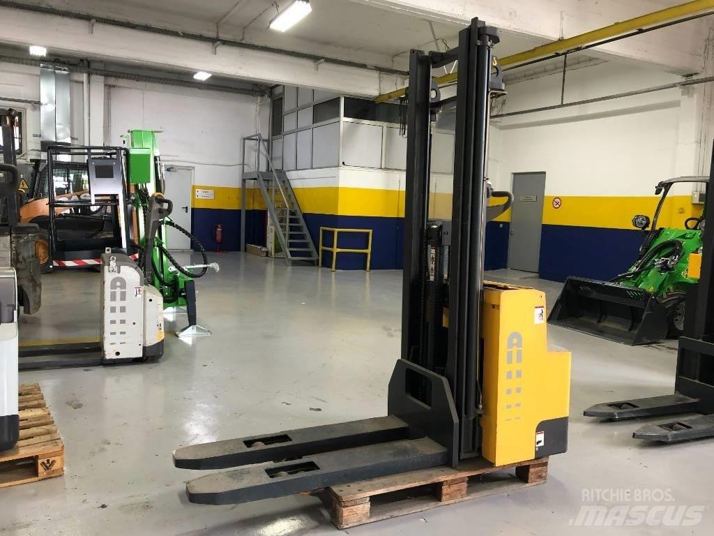 Atlet CSH 125 Savaeigiai rietuvai