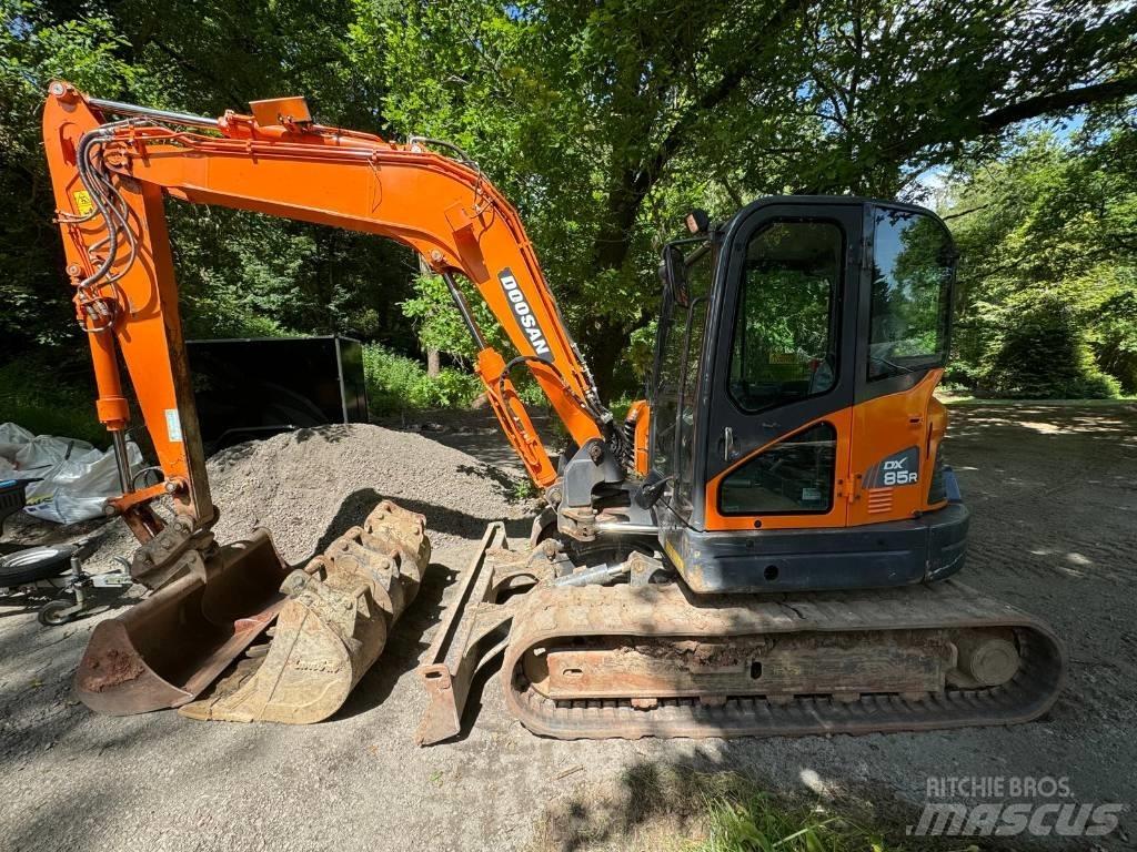 Doosan DX 85 R-3 Vidutinės galios ekskavatoriai 7-12 t
