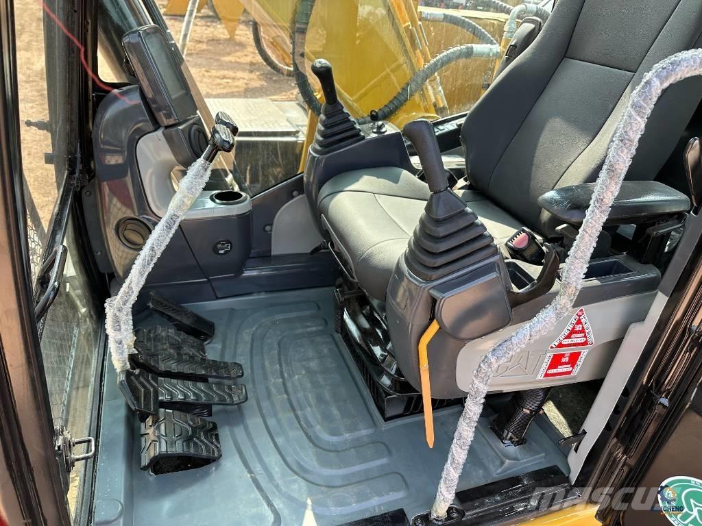 CAT 320 D Vikšriniai ekskavatoriai
