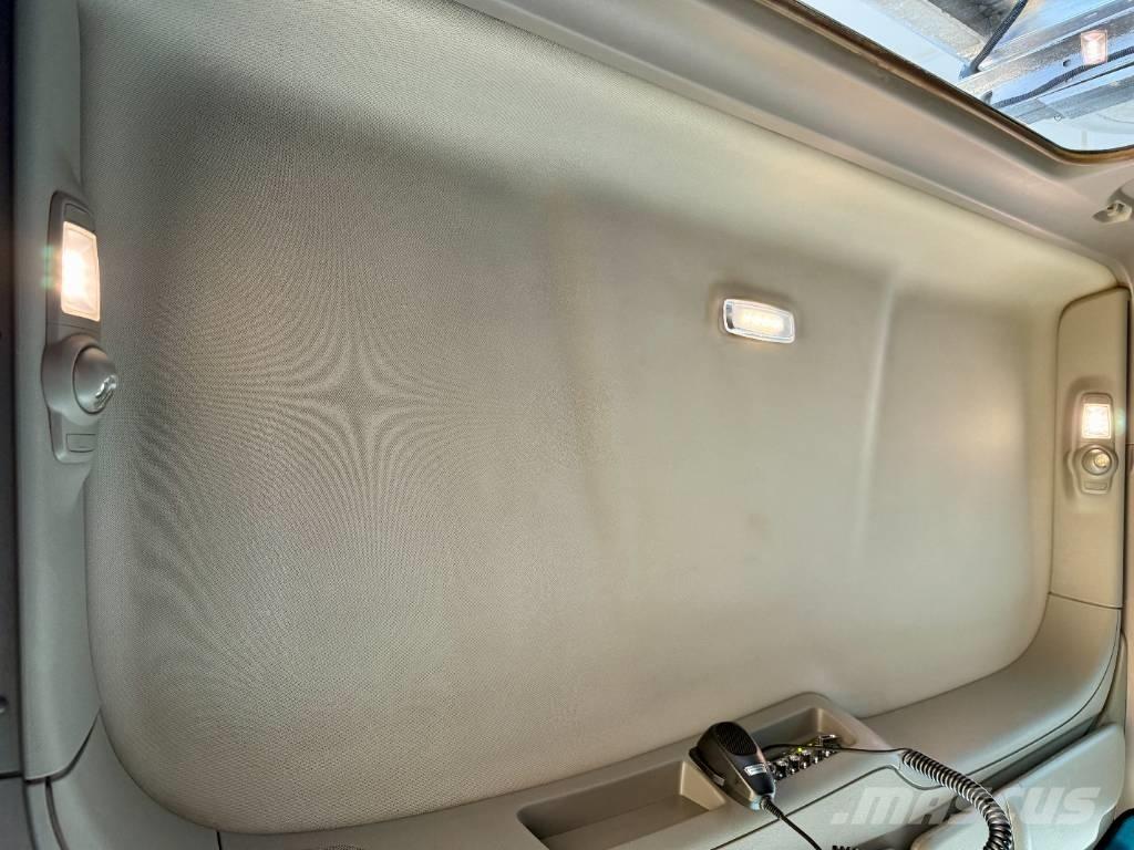 Peterbilt 567 Naudoti vilkikai