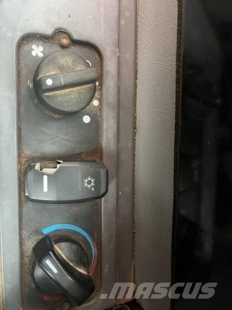 CAT 308 E 2 CR Vidutinės galios ekskavatoriai 7-12 t