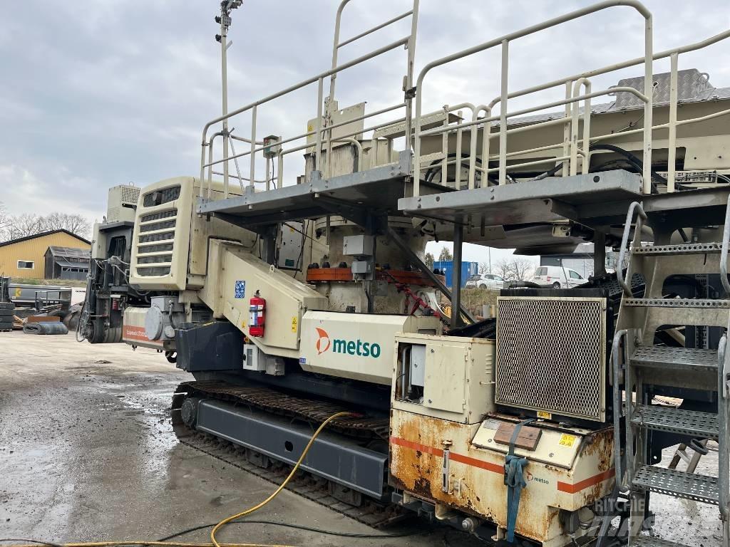 Metso LT300GP Mobilūs smulkintuvai