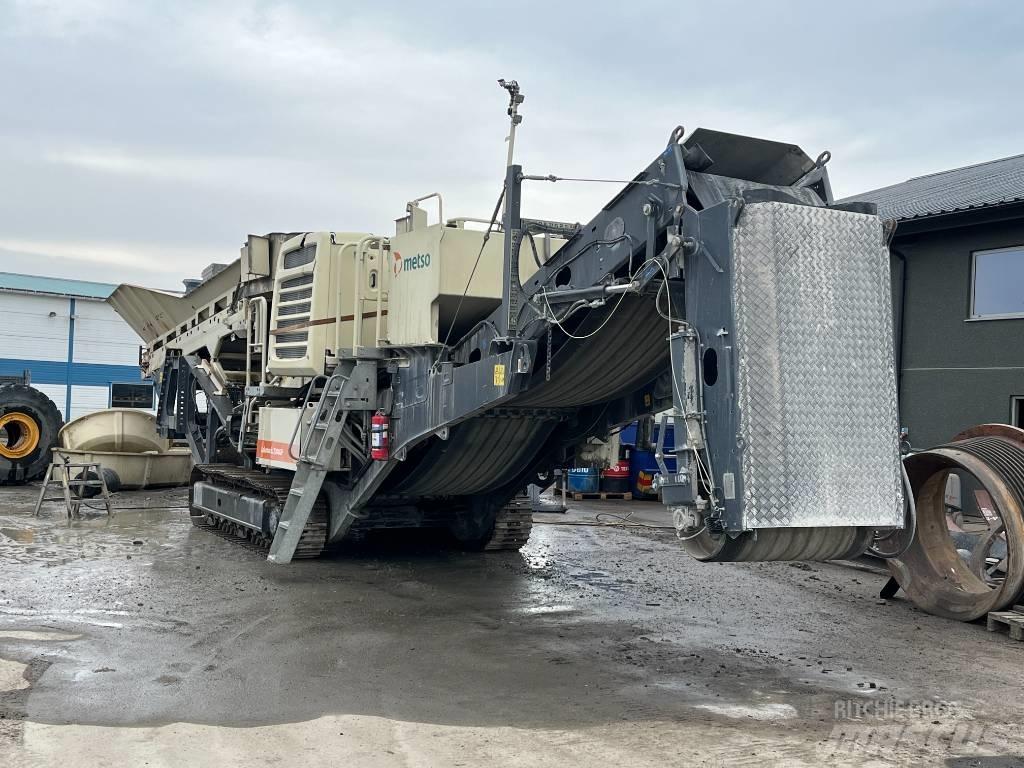 Metso LT300GP Mobilūs smulkintuvai