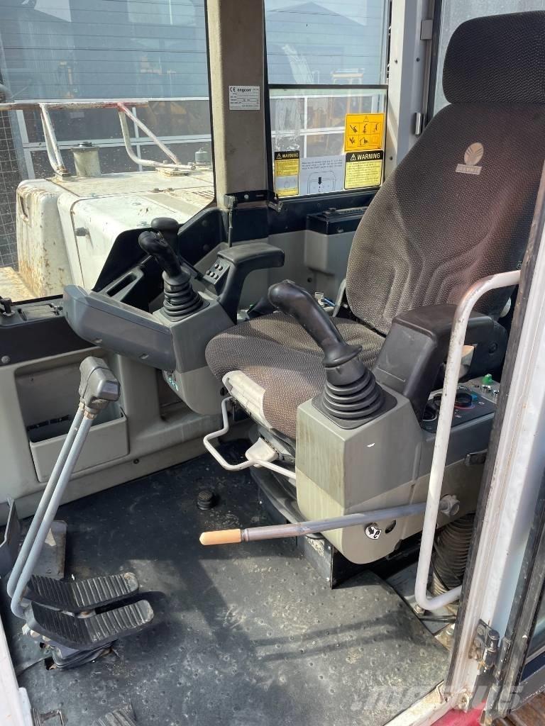 Takeuchi TB1140 Vikšriniai ekskavatoriai