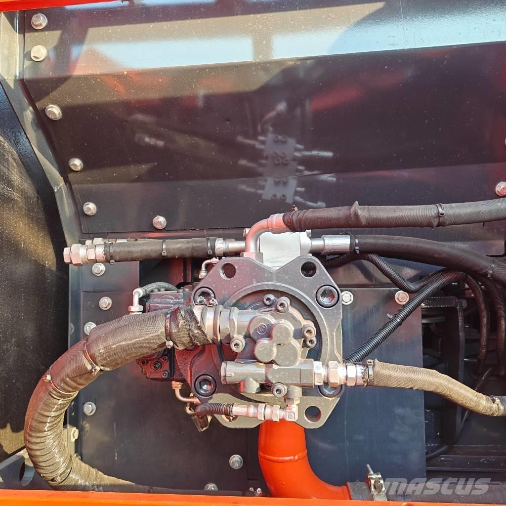 Doosan DX225LC-9C Vikšriniai ekskavatoriai