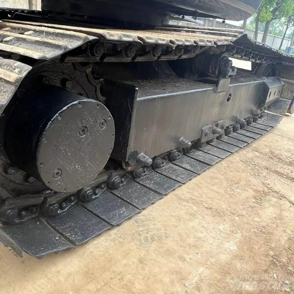 Doosan DX60 Vikšriniai ekskavatoriai