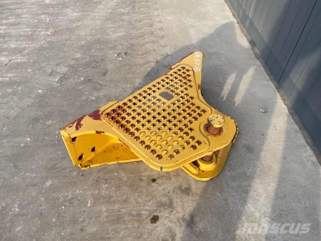 CAT D6K Zugtraverse Kiti naudoti statybos komponentai