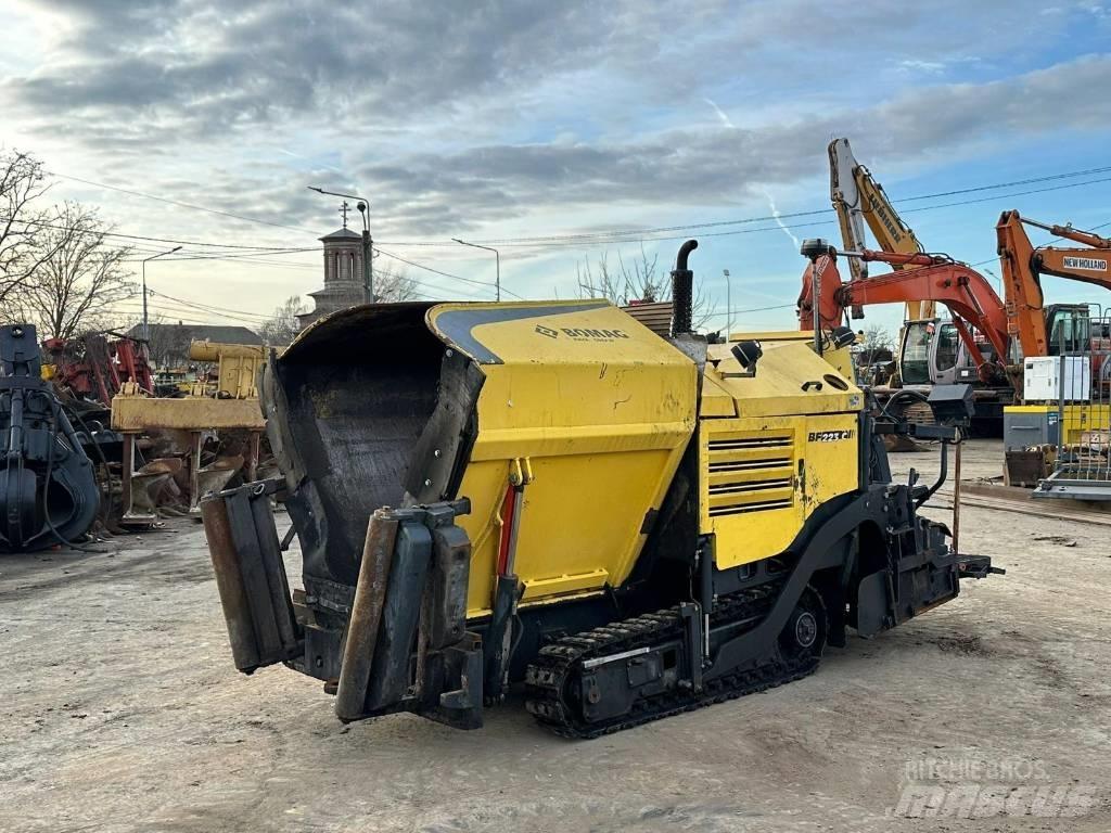 Bomag BF 223 C Asfalto klotuvai