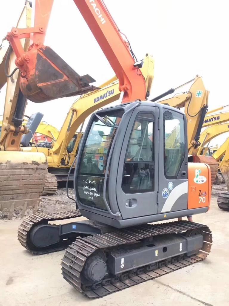 Hitachi zx70 Vidutinės galios ekskavatoriai 7-12 t