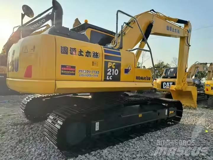 Komatsu PC 210 LC Vikšriniai ekskavatoriai
