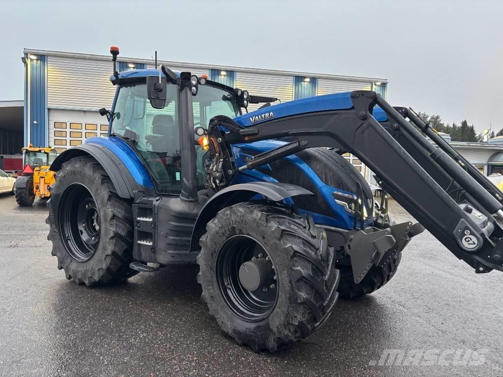 Valtra T 235 Direct Traktoriai