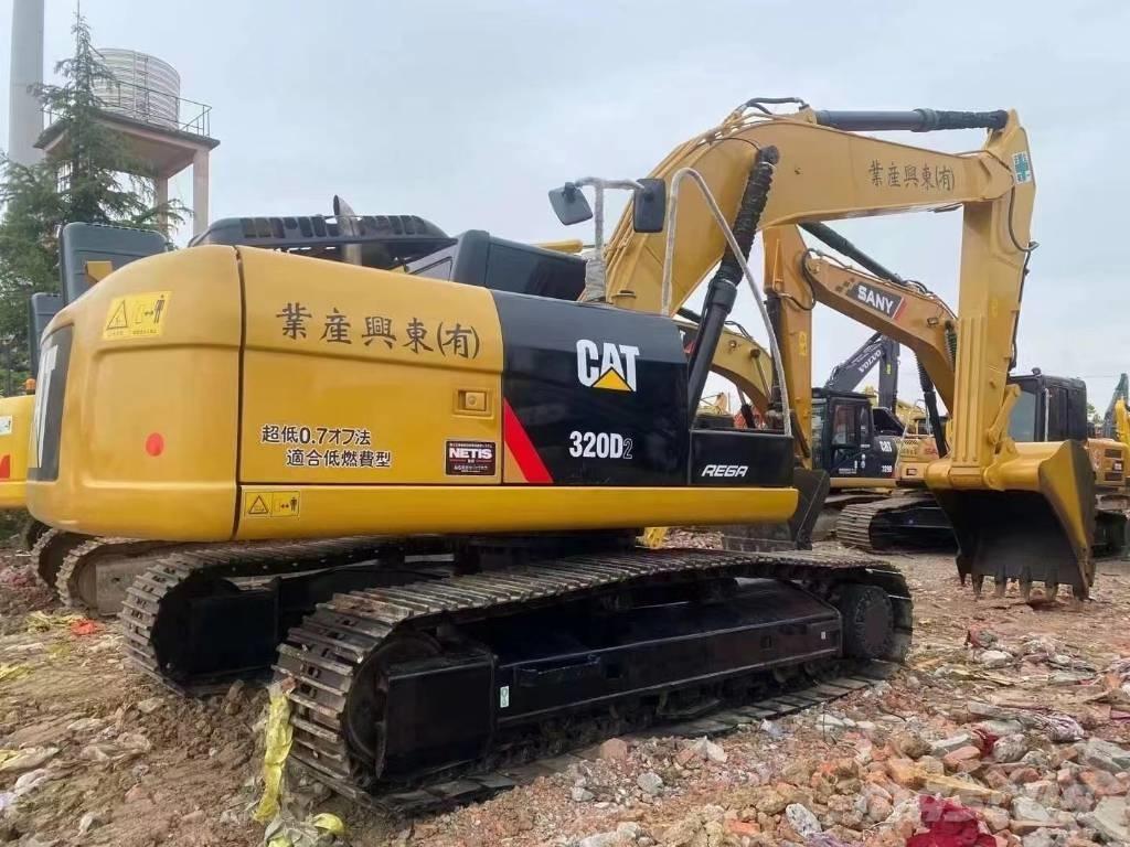 CAT 320d Vikšriniai ekskavatoriai