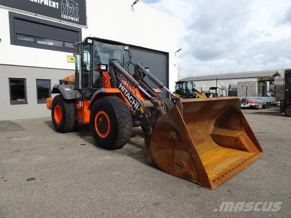 Hitachi ZW150 Naudoti ratiniai krautuvai