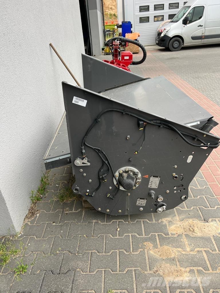 Claas Lexion 750 Derliaus nuėmimo kombainų priedai